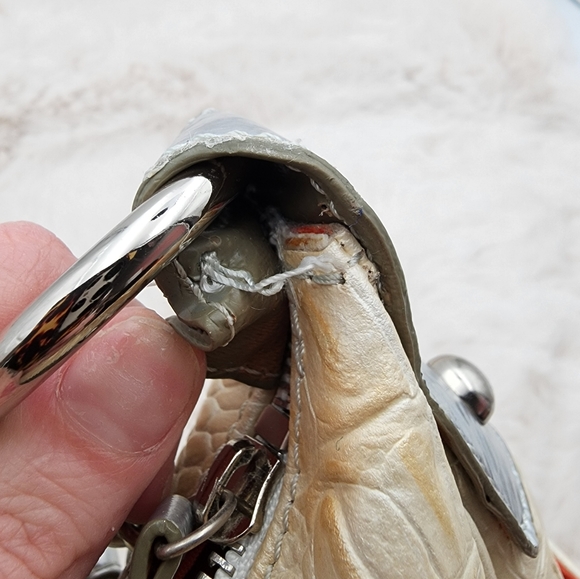 Sharif vintage snakeskin cream used shoulder bag with tags and dust bag. - Picture 16 of 17